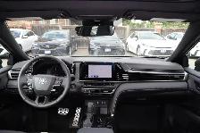 2025 Toyota Camry SE CVT hybrid - Photo 18