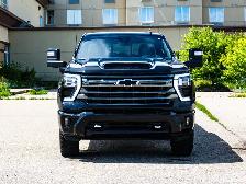 2024 Chevrolet Silverado 3500HD High Country 6.6L Midnight - Photo 3