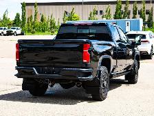 2024 Chevrolet Silverado 3500HD High Country 6.6L Midnight - Photo 13