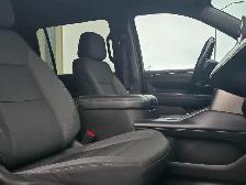2021 Chevrolet Suburban 4WD LS DURAMAX POWERED - Photo 25