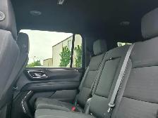 2021 Chevrolet Suburban 4WD LS DURAMAX POWERED - Photo 27