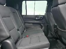 2021 Chevrolet Suburban 4WD LS DURAMAX POWERED - Photo 28