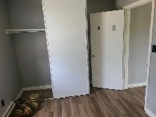 BEAUTIFUL QUAINT 1 BEDROOM APARTMEN IN QUIET BUILDING - Photo 6