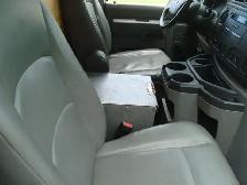 2010 Ford Econoline E250 CARGO VAN - Photo 6