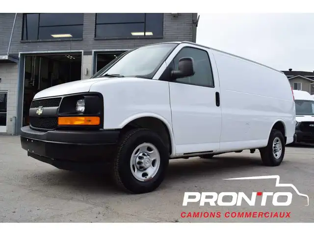 2017 Chevrolet Express 2500  4.8L V8  SÉPARATEUR  Hitch
