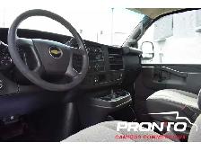 2017 Chevrolet Express 2500  4.8L V8  SÉPARATEUR  Hitch - Photo 18