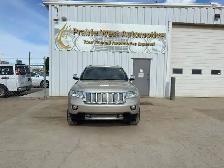2012 Jeep Grand Cherokee Overland 4WD | Sunroof | Heated Seat - Photo 2