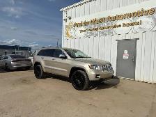 2012 Jeep Grand Cherokee Overland 4WD | Sunroof | Heated Seat - Photo 3