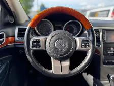 2012 Jeep Grand Cherokee Overland 4WD | Sunroof | Heated Seat - Photo 11