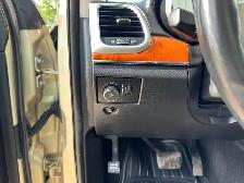 2012 Jeep Grand Cherokee Overland 4WD | Sunroof | Heated Seat - Photo 18