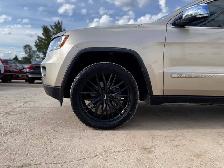 2012 Jeep Grand Cherokee Overland 4WD | Sunroof | Heated Seat - Photo 34