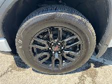 2026 GMC Sierra 1500 Elevation 5.3L V8 DEMO VEHICLE - SAVE! QUAL - Photo 3