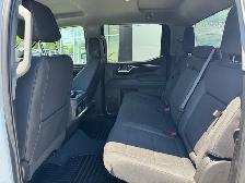 2026 GMC Sierra 1500 Elevation 5.3L V8 DEMO VEHICLE - SAVE! QUAL - Photo 15