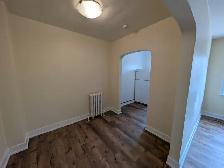 Great 1 Bedroom Apartment at 2532 Lakeshore Blvd W, Etobicoke! - Photo 3