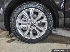 2024 Ford Edge Titanium - Photo 18