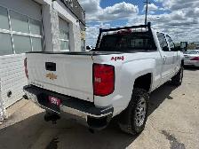2019 Chevrolet Silverado 2500HD LT - Photo 3