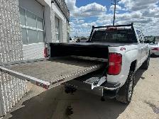 2019 Chevrolet Silverado 2500HD LT - Photo 4