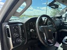 2019 Chevrolet Silverado 2500HD LT - Photo 9