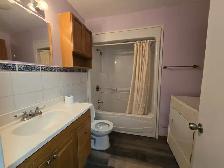Fully furnished private room for rent - Photo 5