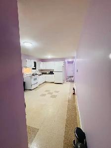 Fully furnished private room for rent - Photo 7