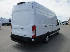 2021 Ford Transit Cargo Van T-250 148' EL Hi Rf 9070 GVWR RWD - Photo 5