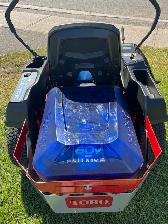 Toro 60V MAX 42' TimeCutter® (75841) Battery Zero Turn Mower - Photo 4