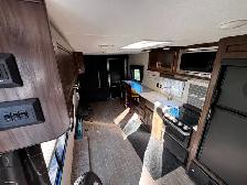 Toy Hauler Cherokee 26RR 2020 - Photo 9