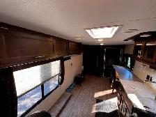 Toy Hauler Cherokee 26RR 2020 - Photo 12