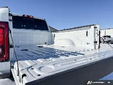2026 Ram 2500 Black Express | 6.4L V8 Hemi | GPS Navigation - Photo 16