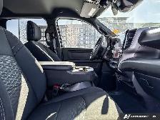 2026 Ram 2500 Black Express | 6.4L V8 Hemi | GPS Navigation - Photo 26