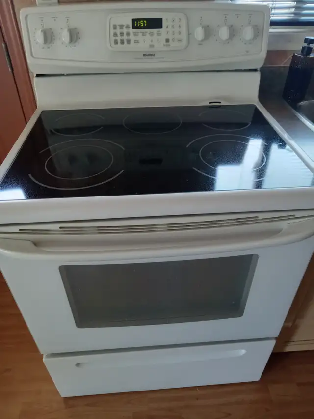 Kenmore stove $150 or better offerCash only