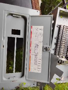 used electrical panel for sale - Photo 3