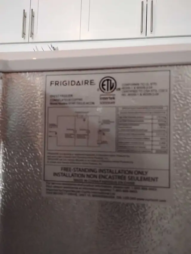Frigidaire convertible fridge to freezer for sale like new