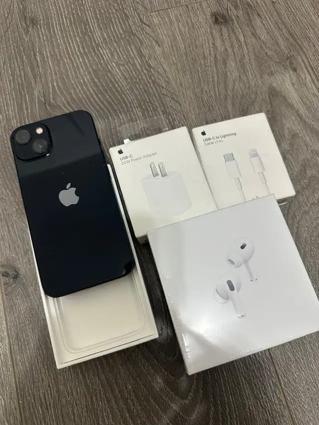 iPhone 13 MINI 512GB - Mint Condition!
