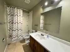 3 bedroom, 1 bath duplex - Photo 7