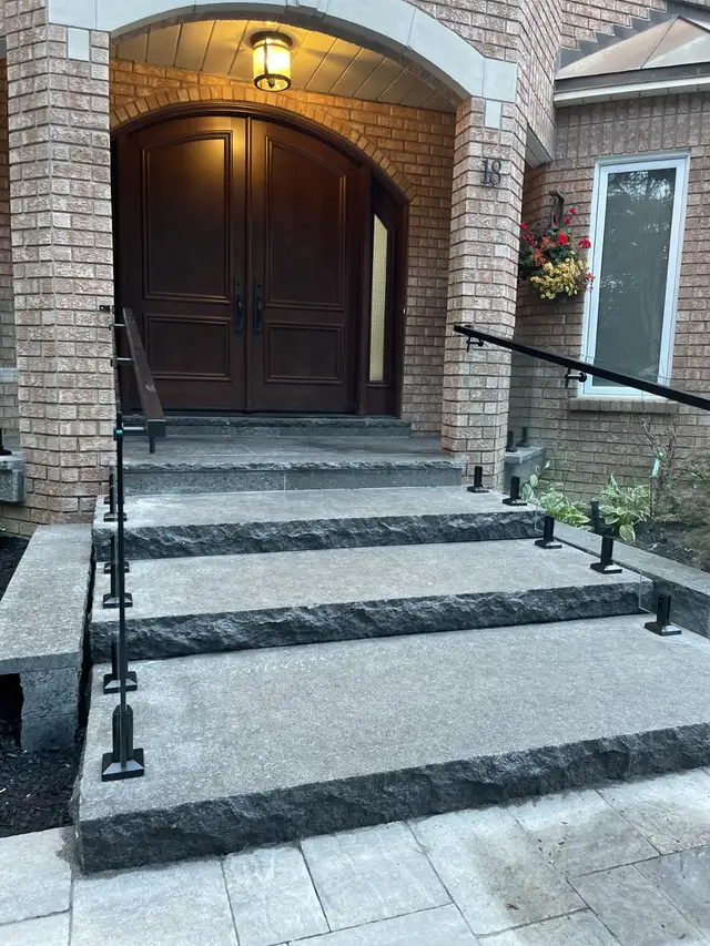 Silver Grey Natural Stone Landings – 6'' Thick | $85/Sqft
