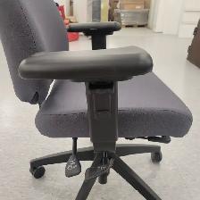 Like New Office Chairs Commercial Grade - Brand Name: Artopex - Photo 4