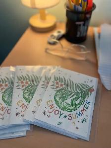 Personalized greetcards and invitations