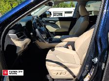 2023 Toyota Highlander Hybrid XLE HYBRID XLE, ONE OWNER, NO A... - Photo 6