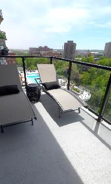 Furnished 2 bedroom Luxury Condo - The Pavilion - Photo 27
