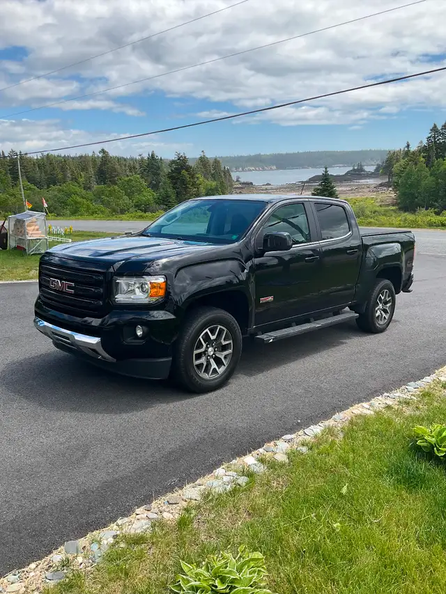 2016 GMC Canyon SLE Diesel Crew Cab