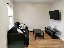 Beautiful room in four room unit - Photo 6