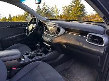 2016 Kia Sorento - Photo 6