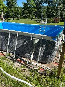 above ground pool - Photo 2