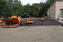 Looking for Asphalt workers and Concrete Finsihers - Photo 3