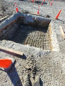 Looking for Asphalt workers and Concrete Finsihers - Photo 9