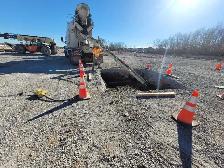Looking for Asphalt workers and Concrete Finsihers - Photo 10