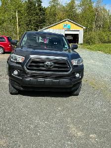 2020  Toyota Tacoma SR5