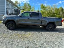 2020  Toyota Tacoma SR5 - Photo 4