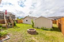 4 bed 3 bath detached home - Photo 2